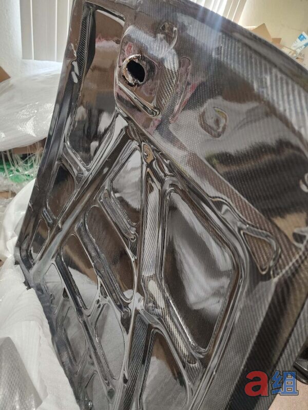 Group A Honda S2000 OEM Style Hood - Double-Sided Infusion Carbon Fiber (2000-2009 AP1/AP2) - photo 3